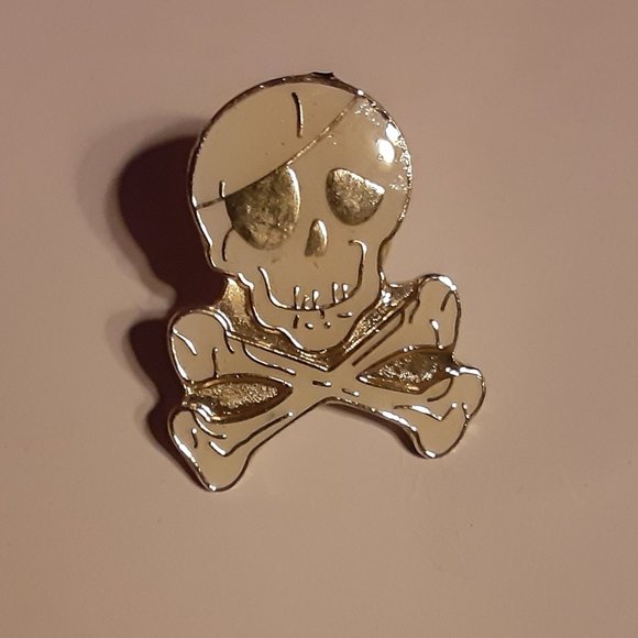 1" Skull White Jolly Roger with Eyepatch & Crossed Bones - Picture 1 of 3